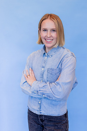 081