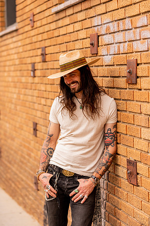 008