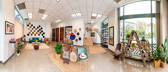 Andeana Store Pano1