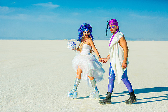 burning-man-wedding-0021