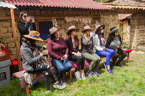 KelliBeePhotography-Peru-Willoq-Community-0013