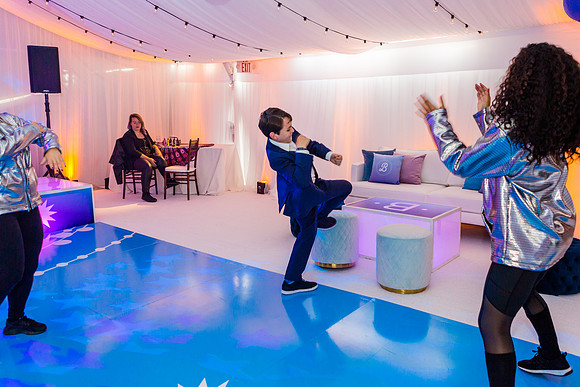 KelliBeePhotography-SECONDCAMERA-PARTY-0034